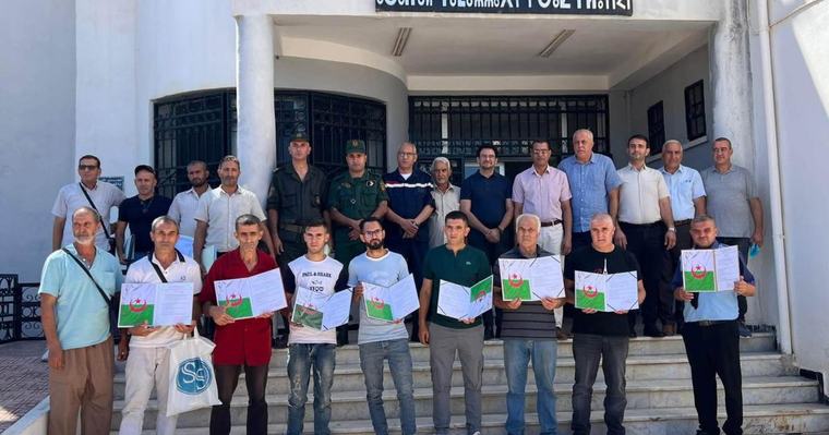 حرائق : تواصل عملية تسليم مقررات الاستفادة من الإعانات المالية لفائدة المتضررين