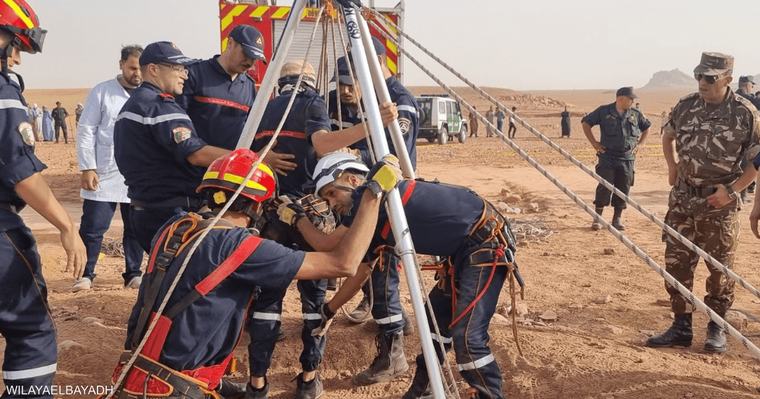 فيديو.. سقوط الطفل أيوب في بئر ضيقة يحبس أنفاس الجزائر