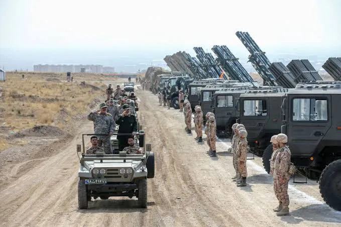 بيان للحرس الثوري: “فمن اعتدى عليكم فاعتدوا عليه بمثل ما اعتدى عليكم”