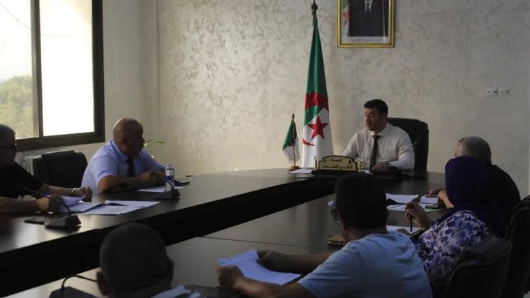 التعجيل بتسليم المشاريع التربوية بأولاد شبل وتسالة المرجة